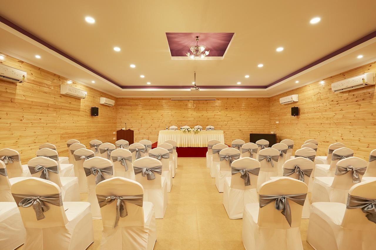 Resort Sterling Anaikatti Varagampadi